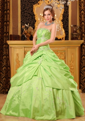 Ball Gown Taffeta Beading Dresses of 15