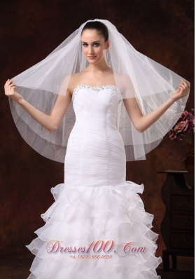 Stylish Fingertip Wedding Veil Three-tier Tulle