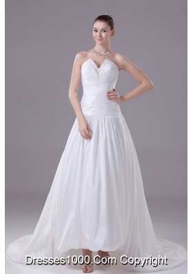 Appliques A-line / Princess Wedding Dress With Pleats Court Train