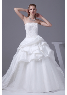 Appliques With Beading Strapless Pick-ups Wedding Dress