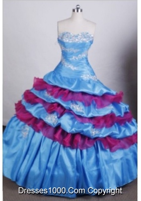 2013 Pretty Ball Gown Sweetheart Floor-length Quinceanera Dresses Appliques and Beading