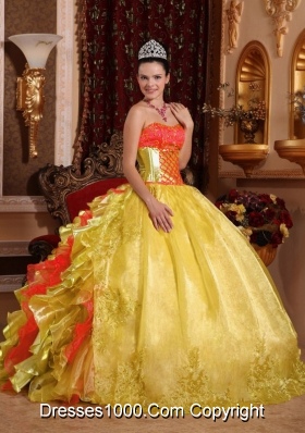 2014 Ball Gown Strapless Rufles Organza Embroidery Gold Cheap Quinceanera Dress