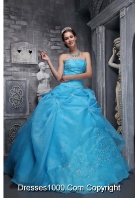 Beautiful Strapless Taffeta Quinceanera Dress with Organza Appliques Aqua Blue