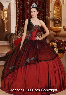 One Shoulder Beading and Appliques Burgundy Quinceanera Dresses Gowns