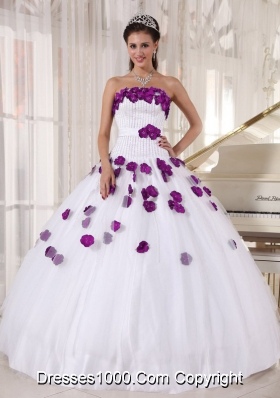 Beading and Hand Made Flowers White Dresses For Quinceaneras