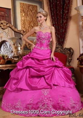 Hot Pink Ball Gown Sweetheart Quinceanera Dress with Taffeta Embroidery Beading