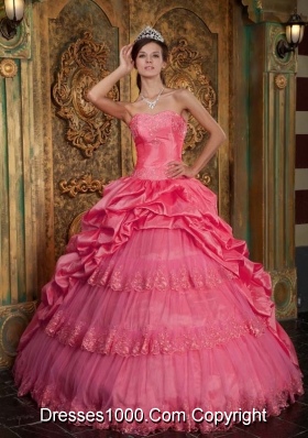 Ball Gown Sweetheart Lace Appliques Quinceanera Gowns with Pick-ups