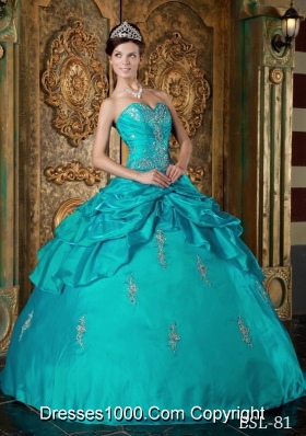 Pretty Ball Gown Appliques Quinceanera Dresses with Sweetheart