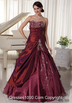 Elegant Sweetheart Quinceanera Dresses with Appliques and Beading