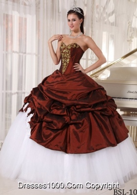 Puffy Sweetheart Burgundy Quinceanera Dresses with Appliques and Pick-ups
