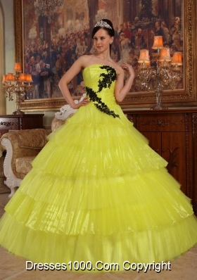 Strapless Organza Yellow Sweet 15 Dresses with Layers and Appliques