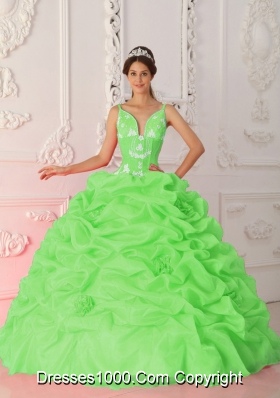 2014 Spring Green Puffy Straps Appliques Quinceanera Dresses