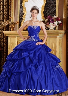 2014 Sweet Royal Blue Puffy Strapless Appliques Quinceanera Dresses