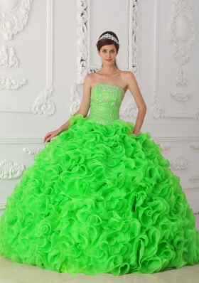 Hot Sale Spring Green Strapless Beading Puffy Quinceanera Dresses with Ruffles