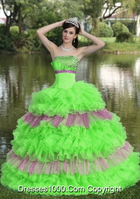 Beautiful Strapless Beaded Decorate Bust Tiered Sweet Quinceanera Gowns