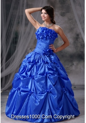 Hand Made Flowers and Ruching Puffy Strapless Quinceanera Dresses For 2014