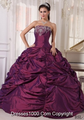 2014 Low price Dark Purple Strapless Embroidery Quinceanera Dresses with Beading
