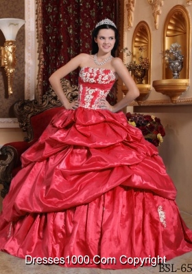 2014 Coral Red Puffy Strapless Appliques Quinceanera Dress with Pick-ups