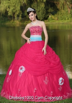 2014 Tulle Strapless Coral Red Quinceanera Dress with Hand Made Flowers