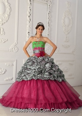 Romantic Red Puffy Strapless 2014 Quinceanera Dresses with Court Train