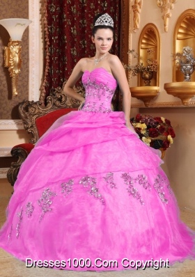 Pink Puffy Sweetheart Organza Sweet Sixteen Dresses with Beading