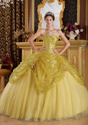 2014 Gold Puffy Sweetheart Sequines Quinceanera Dress with Handle Flowers