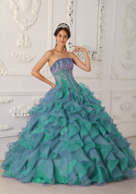 2014 Puffy Strapless Beading and Appliques Quinceanera Dresses