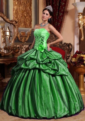 Romantic Green Puffy Strapless for 2014 Quinceanera Dress with Pick-ups and Flowers