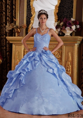 2014 Elegant Puffy Straps Beading and Appliques Quinceanera Dresses