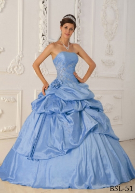2014 Princess Appliques Strapless Beading Quinceanera Dresses with Hand Made Flower