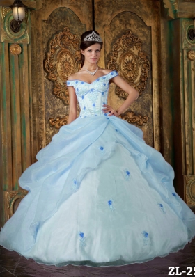 2014 Romantic Puffy Off The Shoulder Appliques Light Blue Quinceanera Dresses