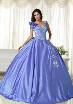 2014 Lovely Puffy Off the Shoulder Embroidery Quinceanera Dresses