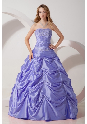 Exquisite Lavender Princess Strapless Appliques Quinceanera Dresses for 2014