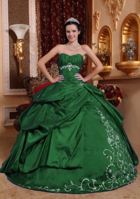 2014 Dark Green Puffy Sweetheart Quinceanera Dresses with Embroidery