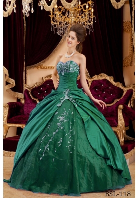 Simple Sweetheart 2014 Quinceanera Dresses with Appliques