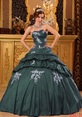 Dark Green Puffy Sweetheart Quinceanera Dresses with Beading and Appliques