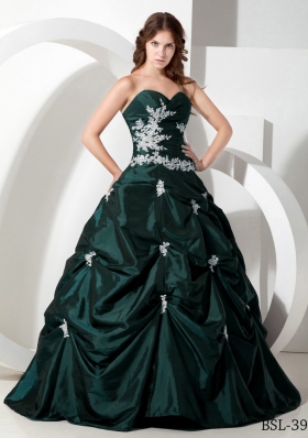 Elegant Dark Green Puffy  Sweetheart Quinceanera Dresses with Taffeta Appliques