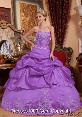 Sweetheart Taffeta Embroidery with Beading Quinceneara Dresses