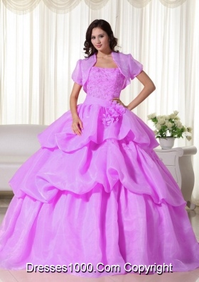 Lilac Ball Gown Strapless Organza Quinceanera Gowns with Hand Made Flowers