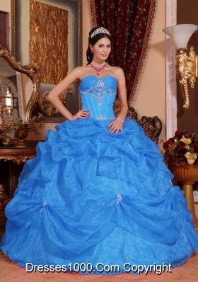 2014 Blue Puffy Sweetheart Beading Quinceanera Dress with Appliques and Pick-ups