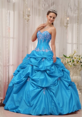 2014 Discount Baby Blue Puffy Sweetheart Appliques Quinceanera Dress with Beading and Pick-ups