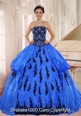 Blue 2014 New Arrival Strapkess Embroidery Decorate For Quinceanera Dress