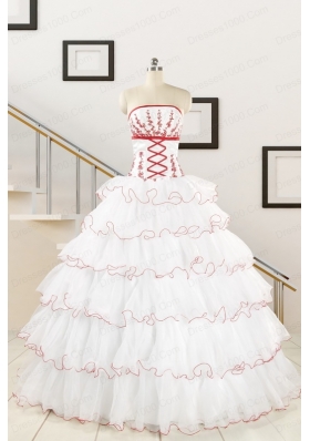 2015 Pretty Appliques Quinceanera Dresses with Strapless