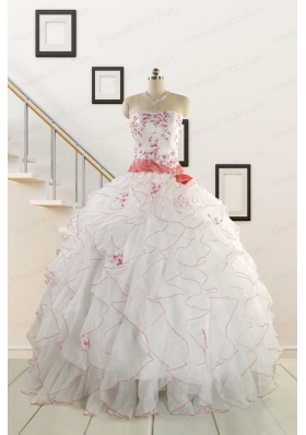 2015 Elegant Sweetheart Quinceanera Dresses with Appliques and Belt