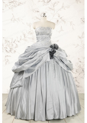 2015 Cheap Quinceanera Dresses with Strapless