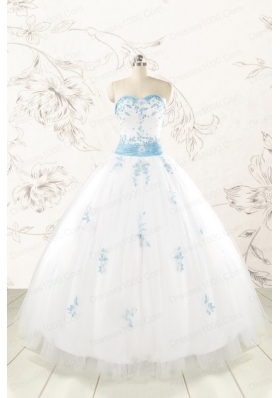 Discount Appliques and Beading White Ball Gown Quinceanera Dresses