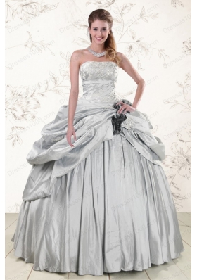 Most Popular Light Pink Strapless Elegant Quinceanera Gowns with Appliques