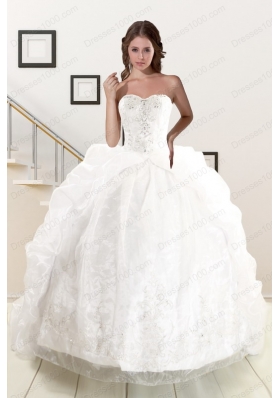 fashionable Appliques White Brush Train Quinceanera Dresses with Appliques and Pick Ups