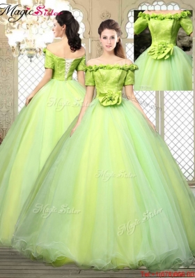 2016 Off the Shoulder Quinceanera Dresses with Hand Made Flowers