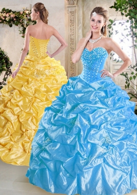 Luxurious Sweetheart Quinceanera Dresses with Beading and Pick Ups for Spring